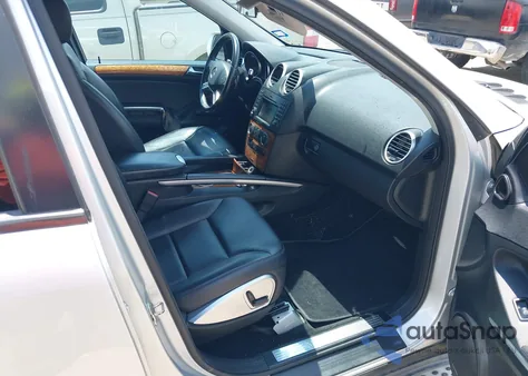 2009 Mercedes-Benz Ml 350 z USA, uszkodzony, nr VIN 4JGBB56EX9A525282